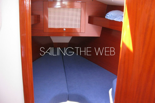 hanse 312 fore cabin